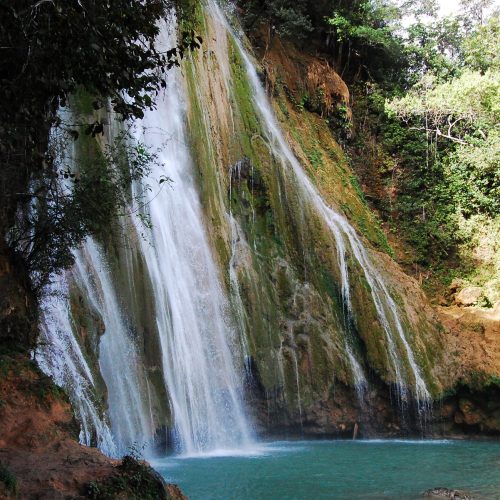 63663fce8d930a0b0592b8cf_Cascada Limón República Dominicana